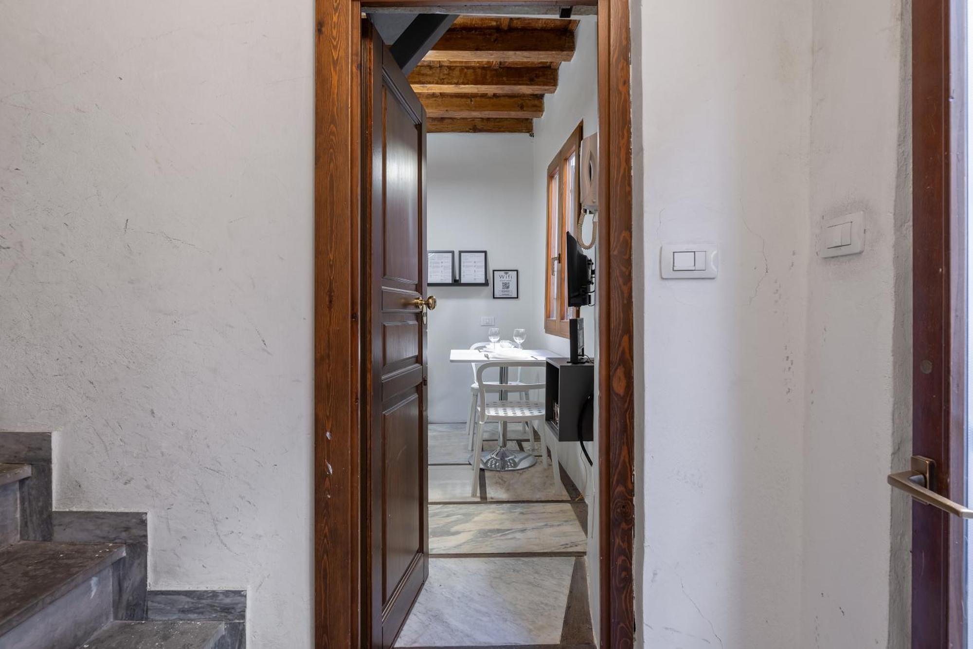 Uffizi-ponte Vecchio Mini Loft Con Affreschi Florenz